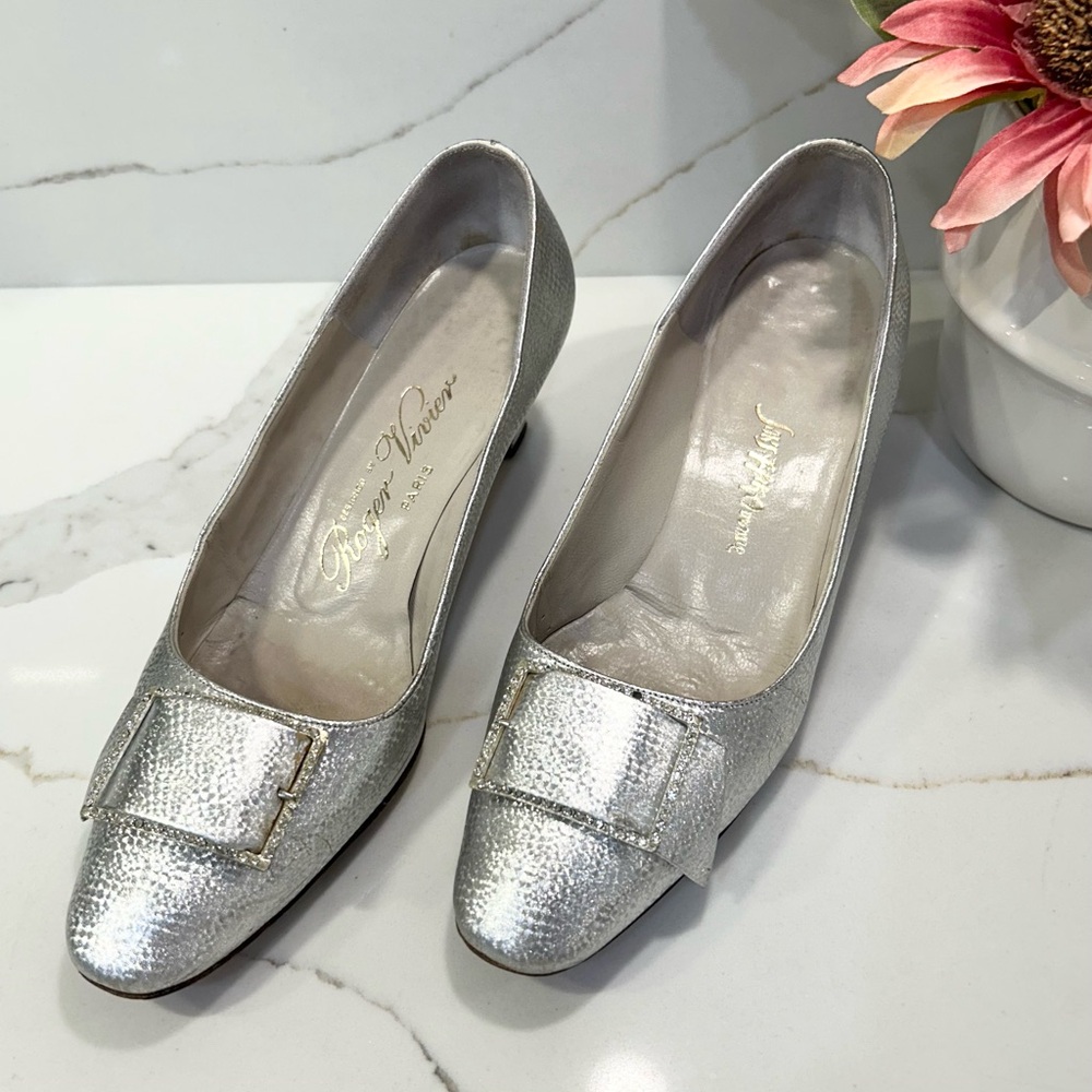 Vintage 1960’s Roger Vivier, Paris/  silver rhinestone buckle heels Size 7 (B)